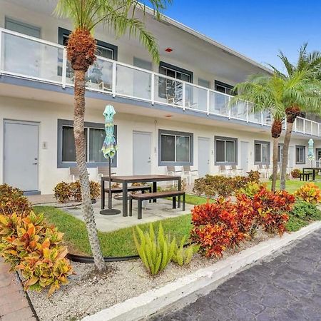 Waves Beach Town Cozy Studio Apartment Pompano Beach Exterior photo
